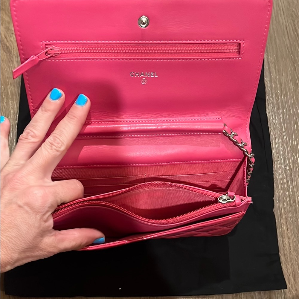 Chanel Pink Quilted Crossbody Bag with Iconic Chain - Picture 8 of 9